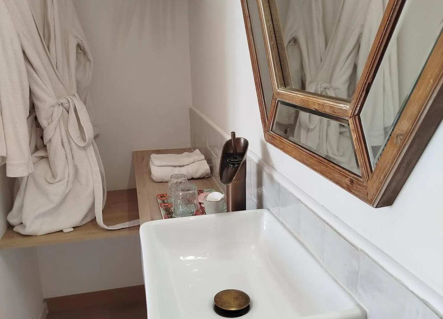 La Bulle D'Etel, Chambres & Spa Étel